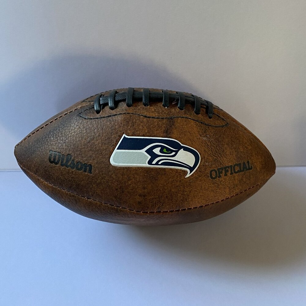 NWOT Wilson Official NFL Seahawks Small Football WTF1549
